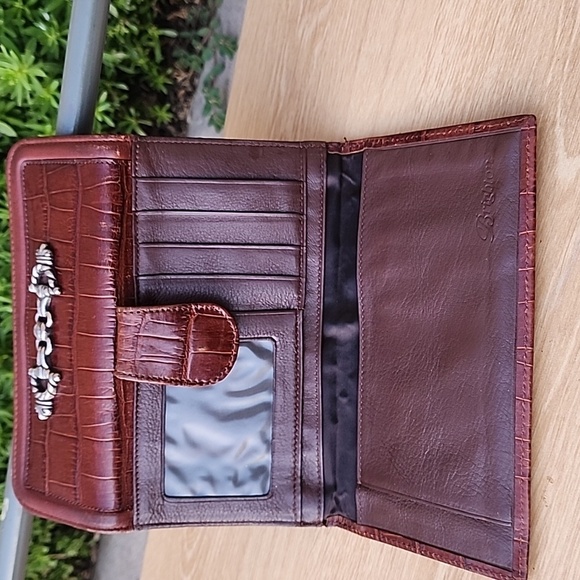 Brighton Brown Crocodile-Embossed Leather Clutch/Wallet - Picture 10 of 11